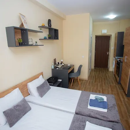 Trendy Studios - Free Parking In Veliko Turnovo Exterior photo